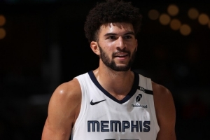 布泽尔惊天五连发！5场NBA，三双就在眼前！